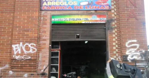 LUJOS J LA 18 LUJOS J LA 18
